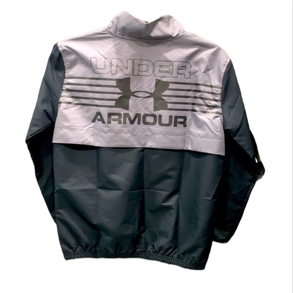 NWOT… Under Armour 1/2 zip pullover - Picture 2 of 7